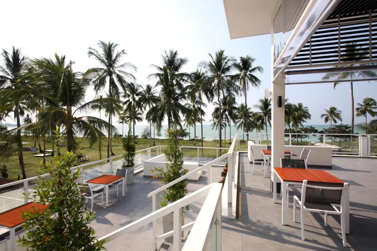 Kantary Beach Hotel Villas & Suites фото 19