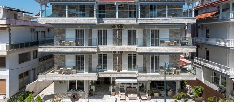 Фото отеля Ouzas Hotel