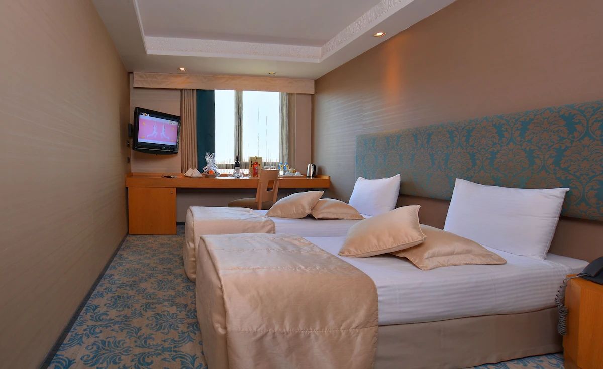 Pera Tulip Hotel фото 2