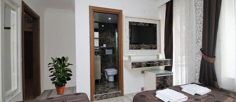 Фото отеля Behram Hotel