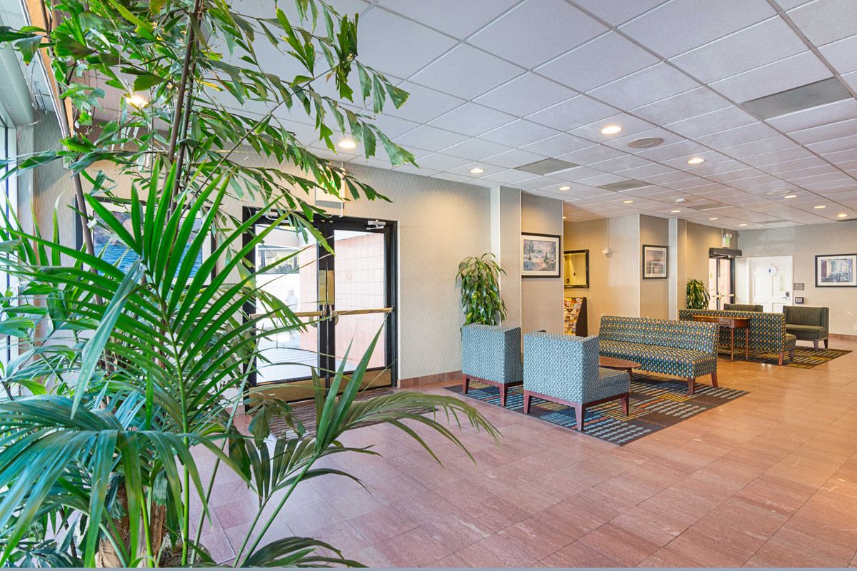 Comfort Inn By the Bay фото 45