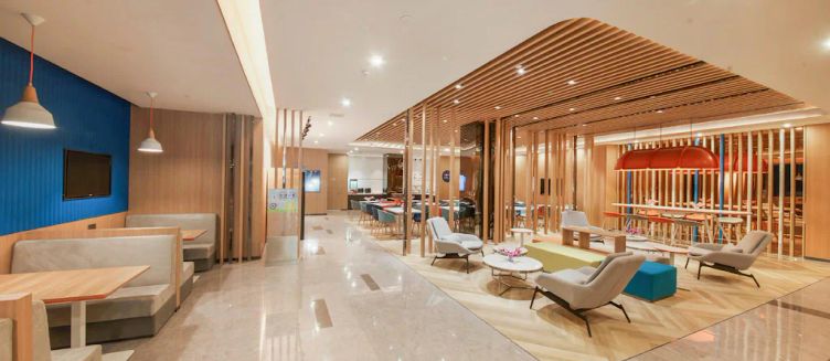 Фото отеля Holiday Inn Express Shanghai Xuhui Binjiang
