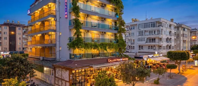 Фото отеля Gallion Hotel