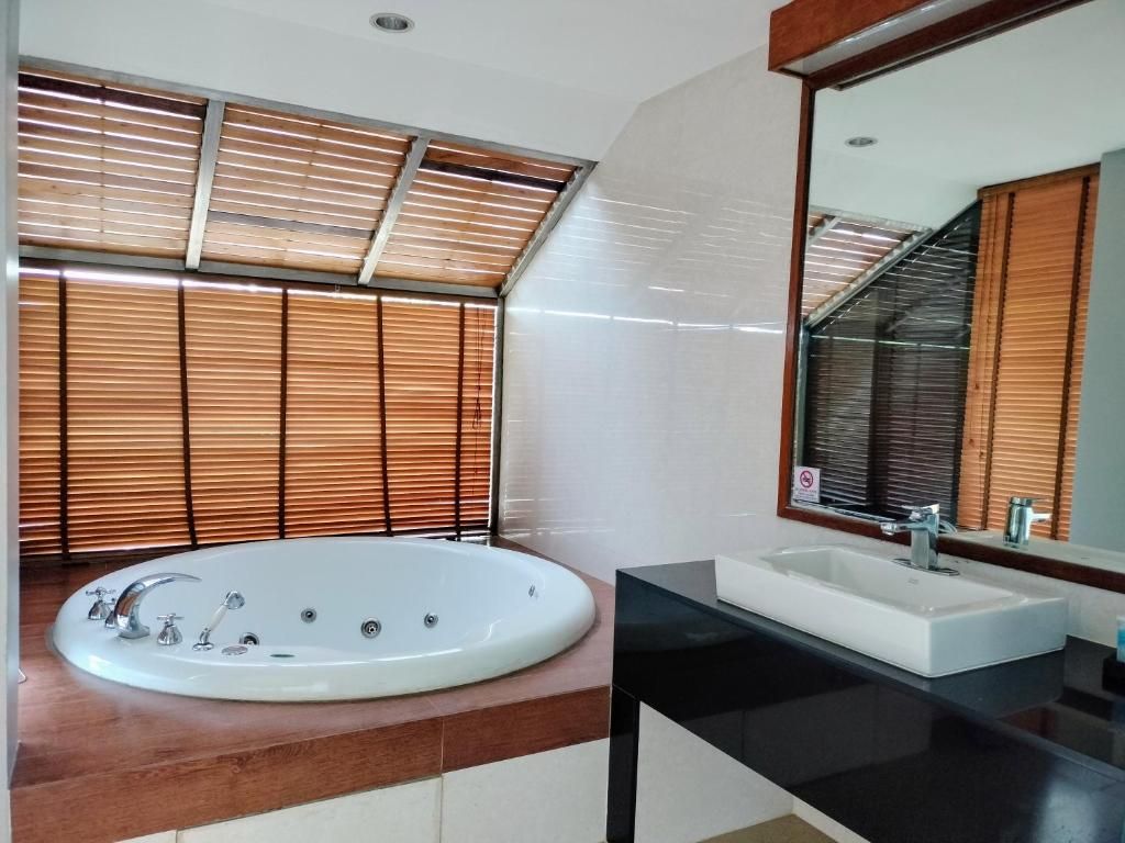 Chang Buri Resort & Spa SHA Certified фото 68