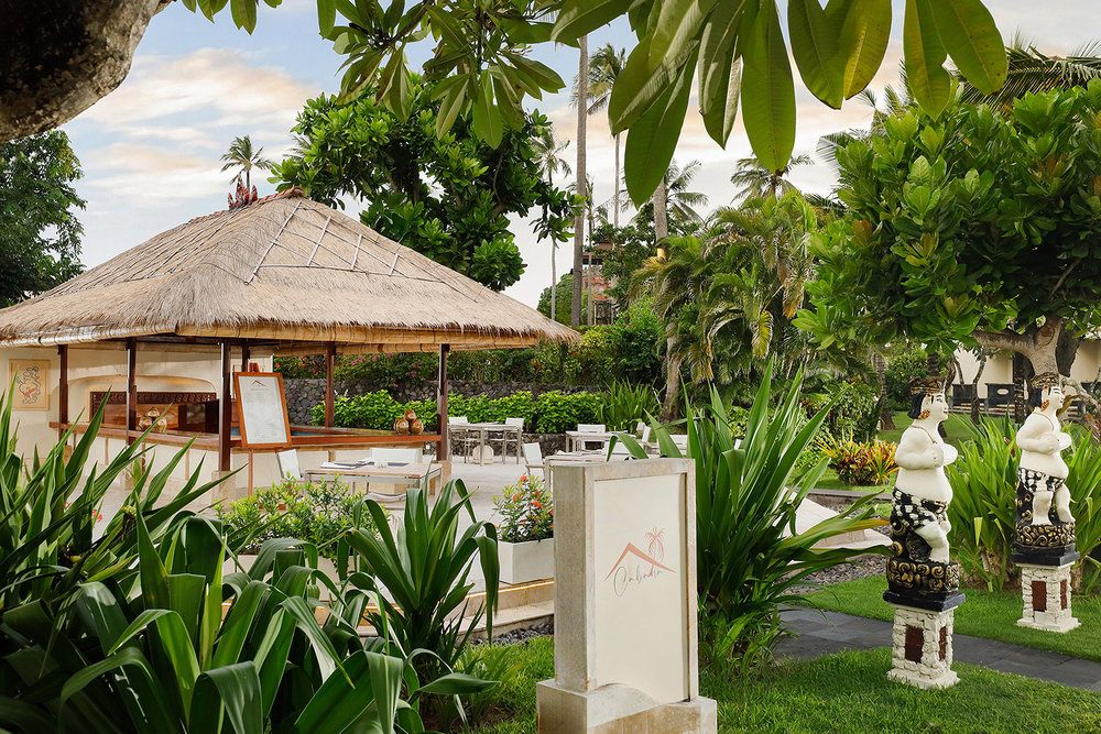 Nusa Dua Beach Hotel & Spa фото 101