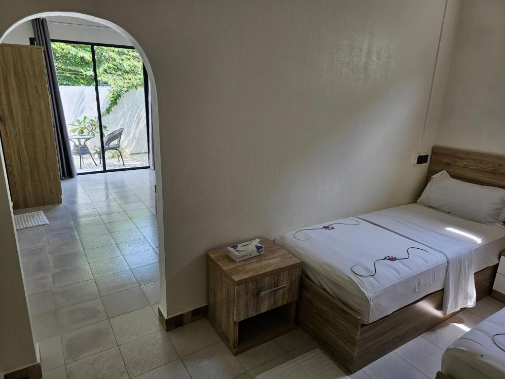 Island Luxury Fehendhoo фото 3