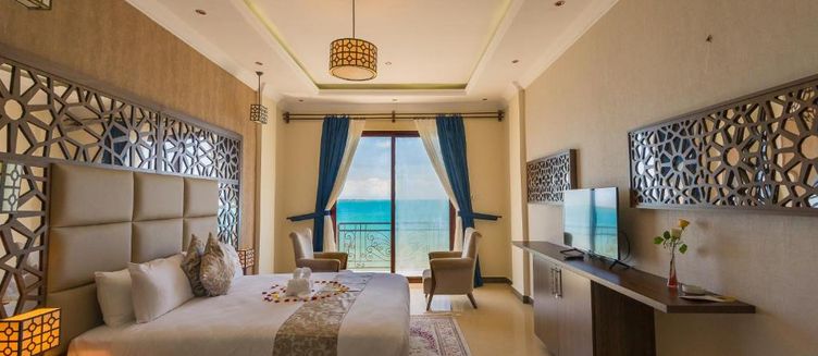 Фото отеля Golden Tulip Zanzibar Resort