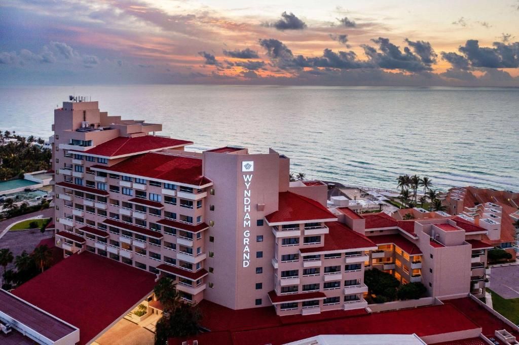Omni Cancun Hotel & Villas фото 4