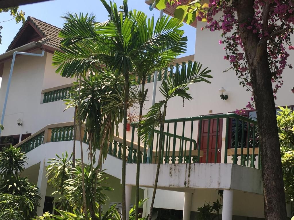Royal Crown Hotel & Palm Spa Resort фото 34