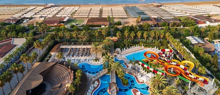 Фото отеля Royal Dragon Hotel