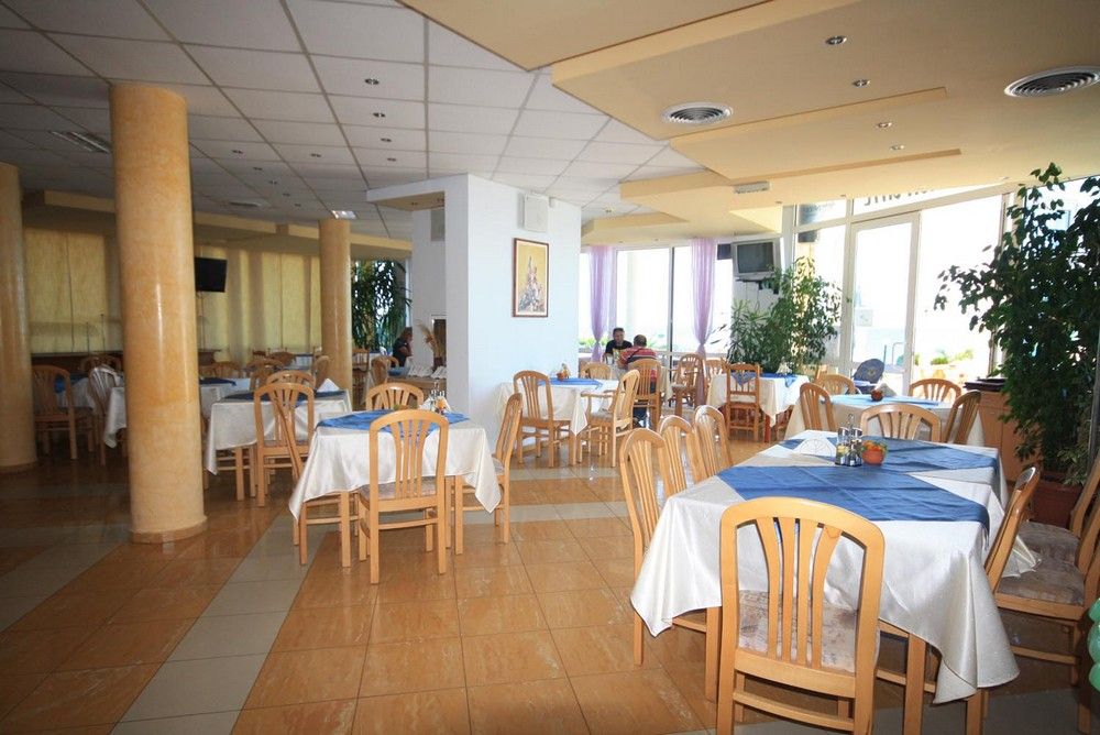 Aphrodite Beach Hotel фото 2