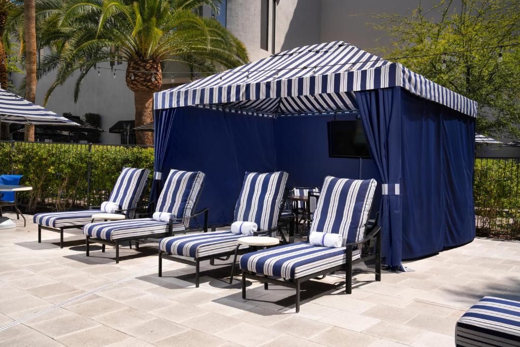 Tuscany Resort & Suites фото 44