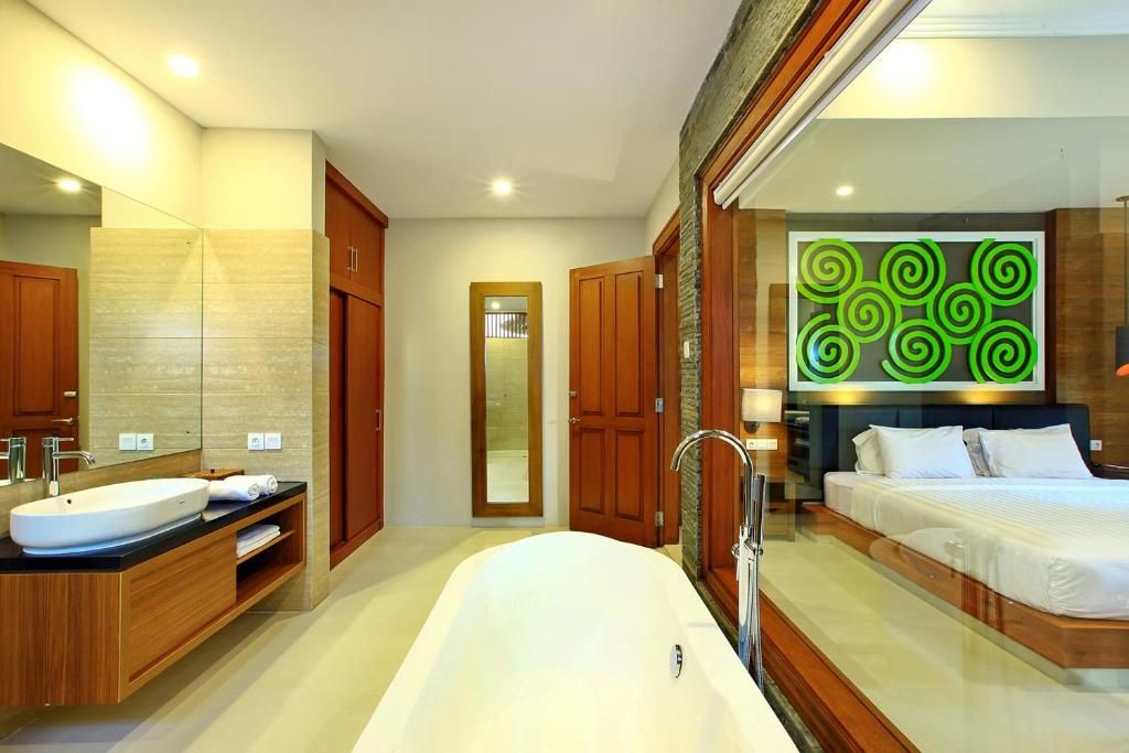 Mutiara Bali Boutique Resort Villas & Spa фото 54