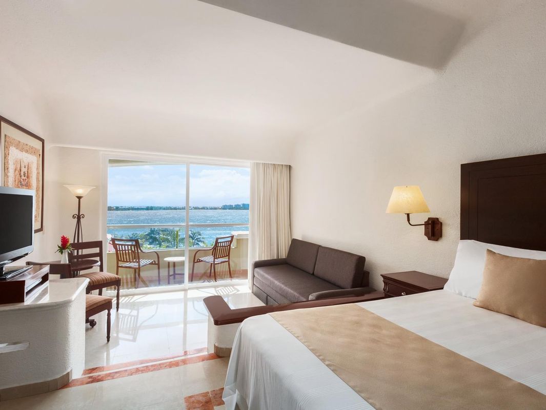 Wyndham Alltra Cancun фото 4
