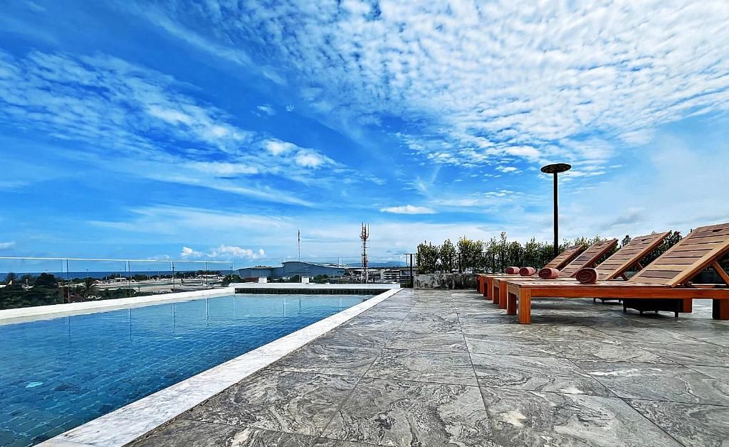 The Sixteen Naiyang Beach Hotel фото 30