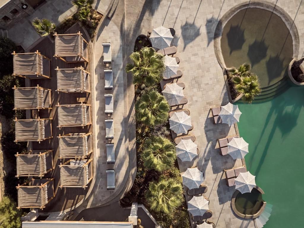 Sea Side Resort & Spa - Adults Only фото 31