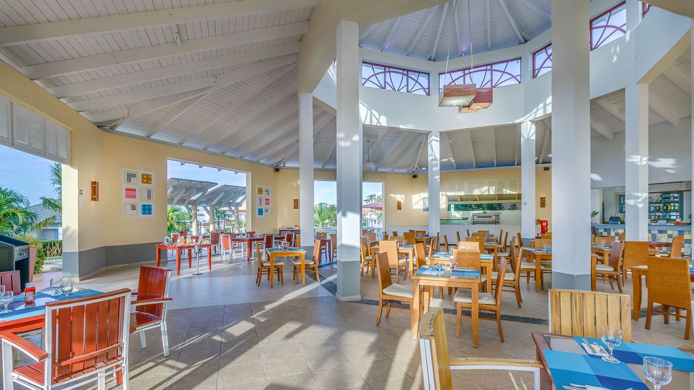 Memories Flamenco Beach Resort фото 16