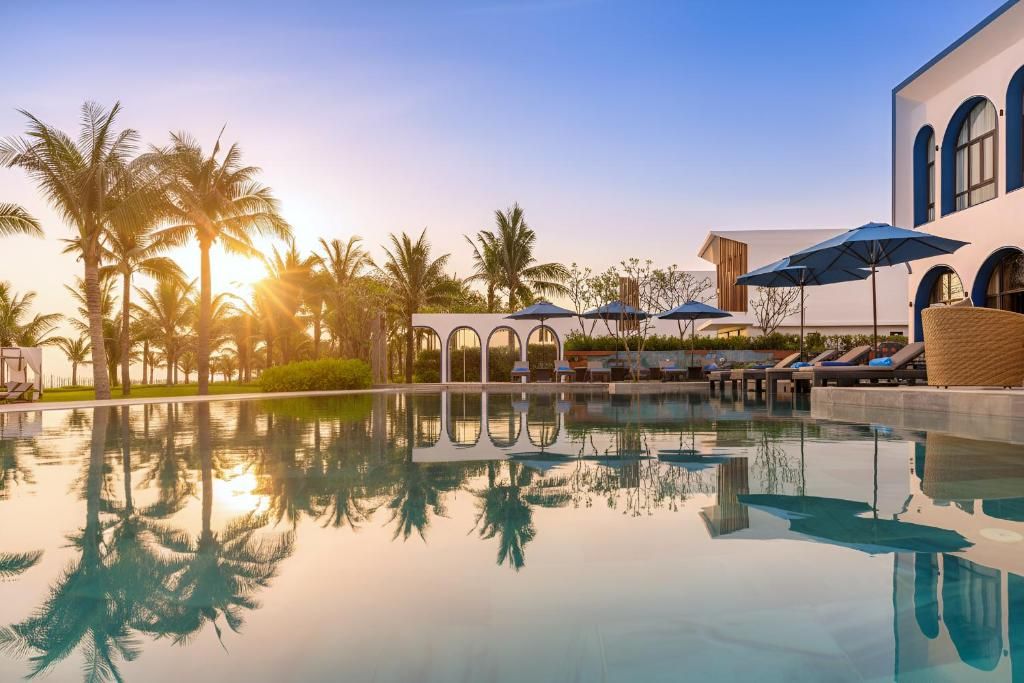 Wyndham Hoi An Royal Beachfront Resort & Villas фото 56