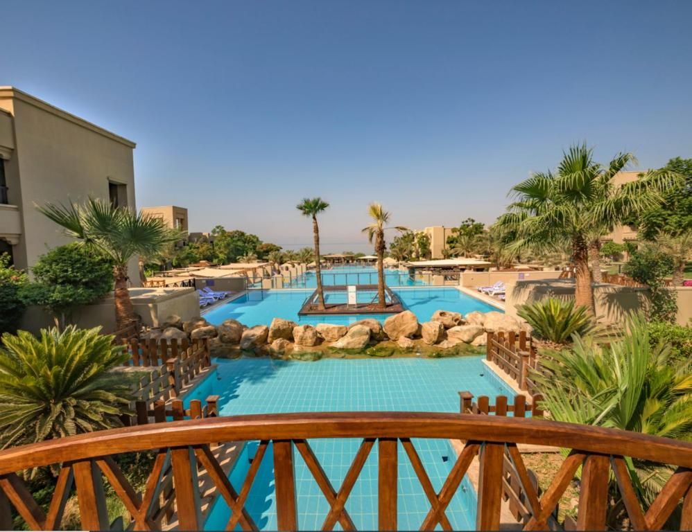 Holiday Inn Jordan Dead Sea Resort фото 10