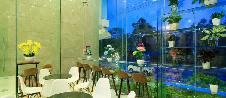 Фото отеля Golden Light Hotel