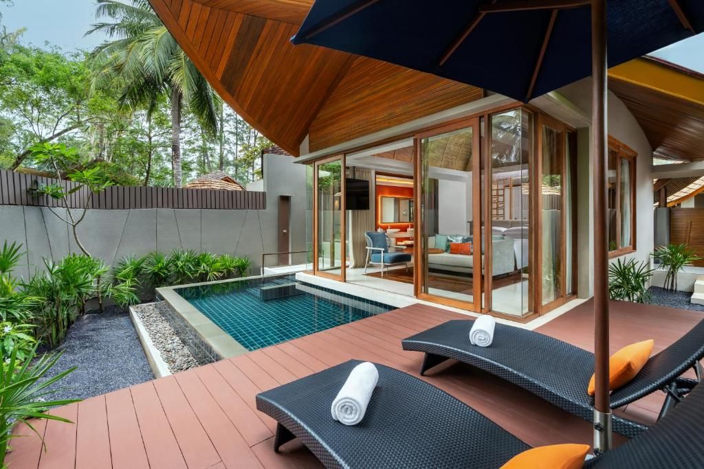 Renaissance Phuket Resort & Spa фото 86