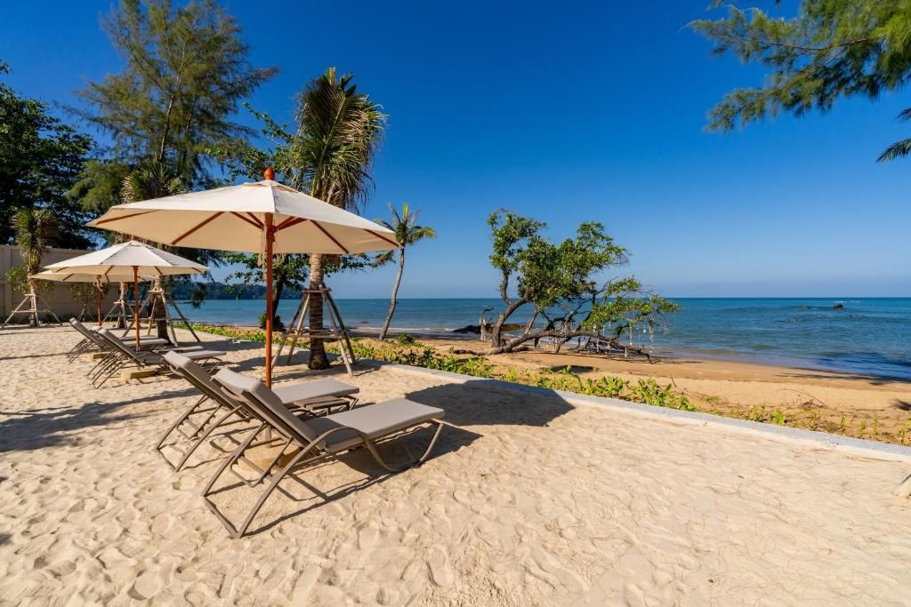 The Little Shore Khao Lak by Katathani фото 17