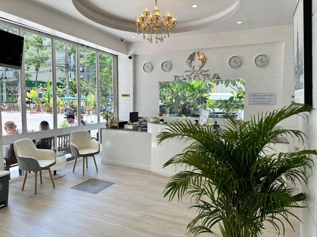 Issara Patong Beach фото 61