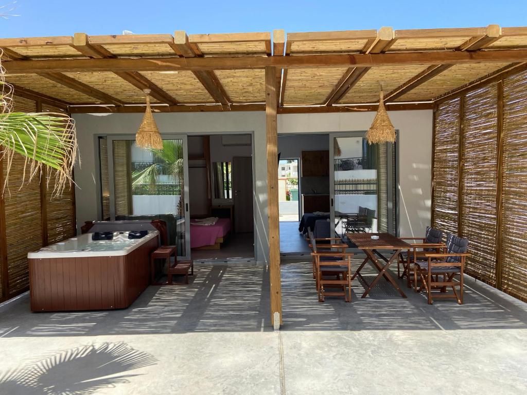 Blue Aegean Hotel & Suites фото 42