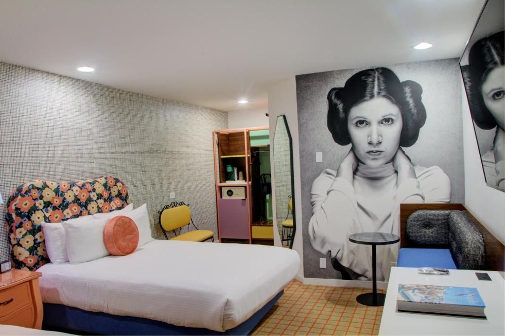 Best Western PLUS Hollywood Hills Hotel фото 34