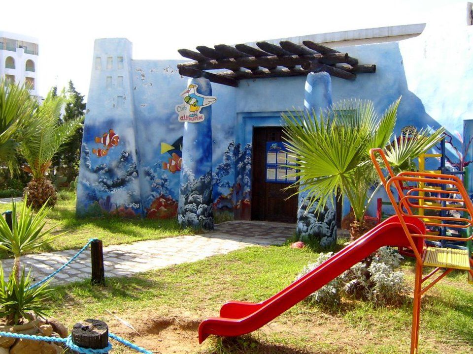 Yasmine Beach Hotel фото 32