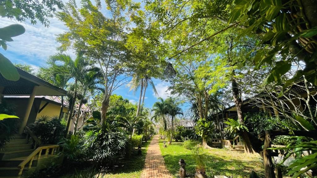 Clean Beach Resort фото 79