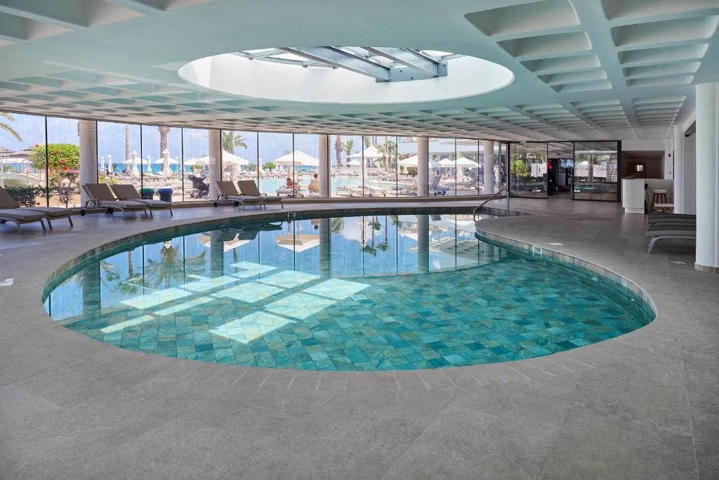 Sunrise Beach Hotel фото 36
