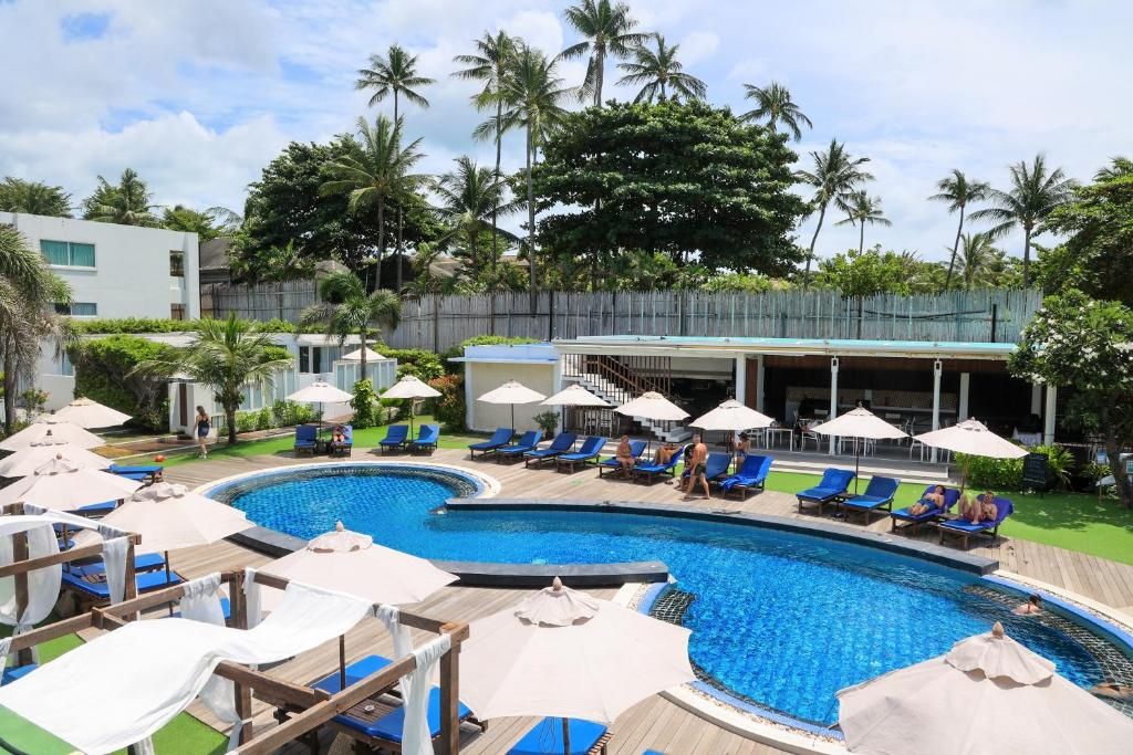 KC Beach Club & Pool Villas фото 42