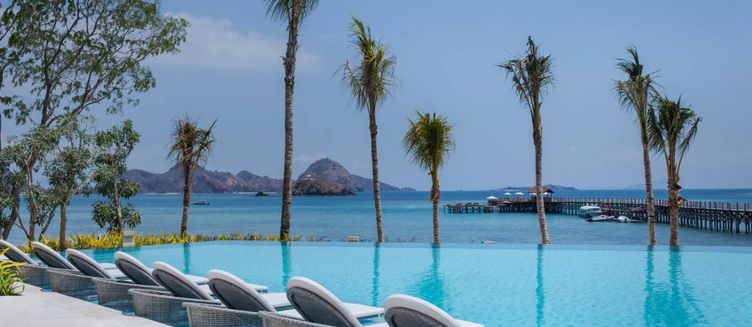 Фото отеля AYANA Komodo Waecicu Beach