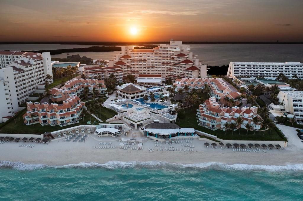 Omni Cancun Hotel & Villas фото 18