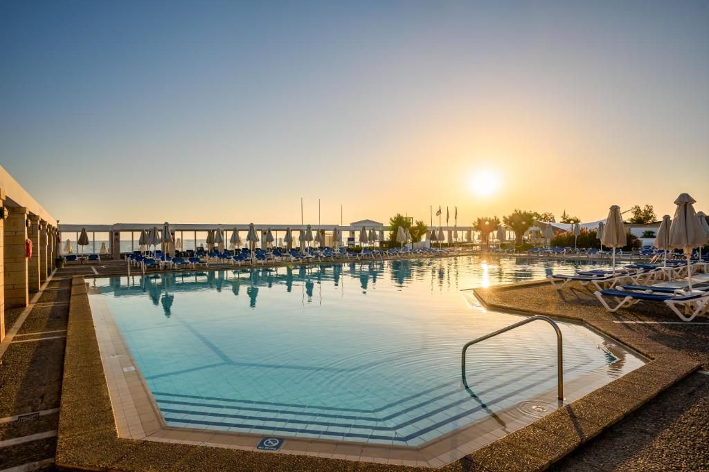 Annabelle Beach Resort фото 40