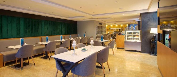 Фото отеля Days Inn by Wyndham Istanbul Arnavutkoy