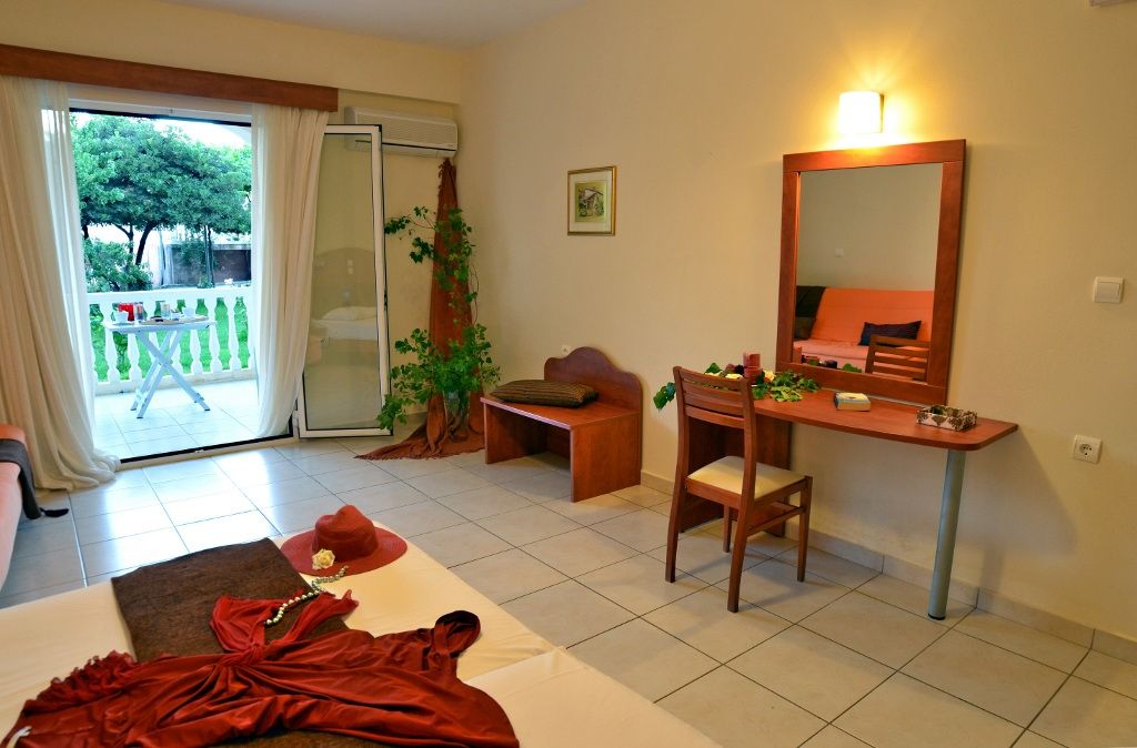 Belussi Beach Hotel фото 44