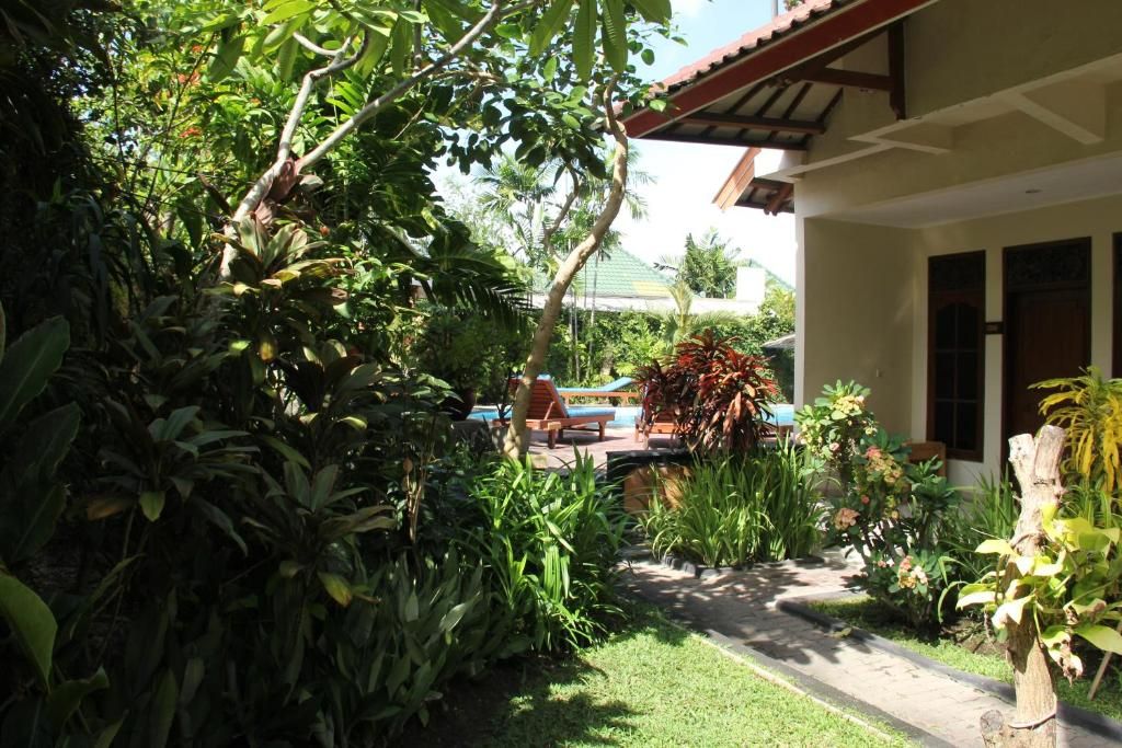 Seminyak Paradiso Hotel фото 35