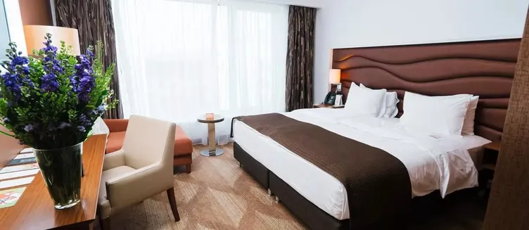 Фото отеля Alpha Sirius