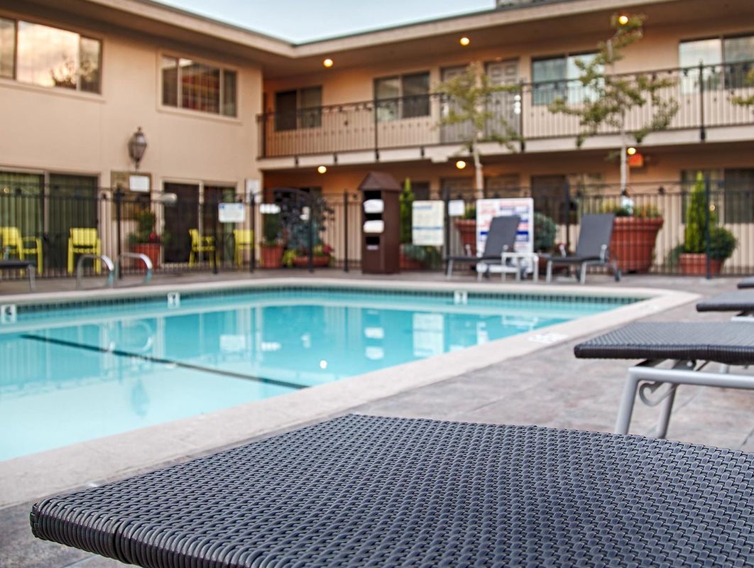 Best Western Plus Sutter House фото 21