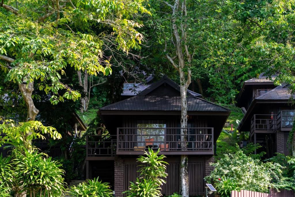 Baan Krating Phuket Resort фото 66