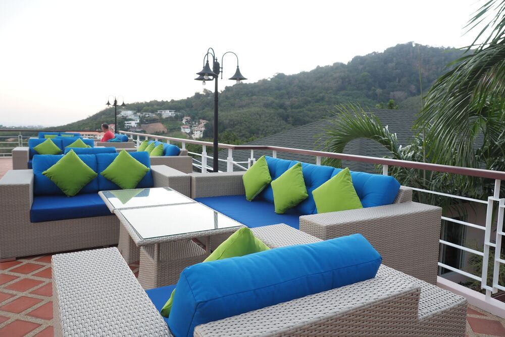The View Rawada Phuket фото 16