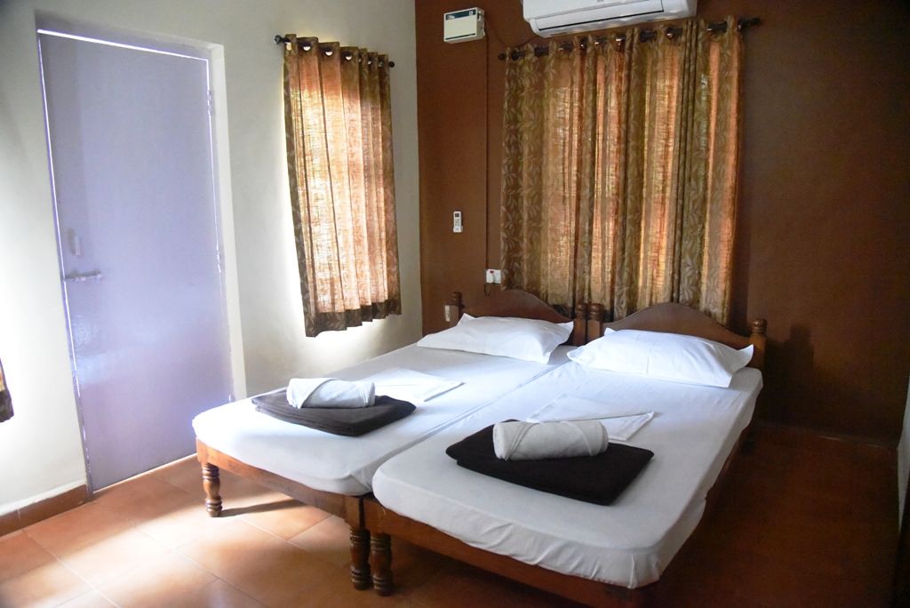 Ticlo Resorts фото 23