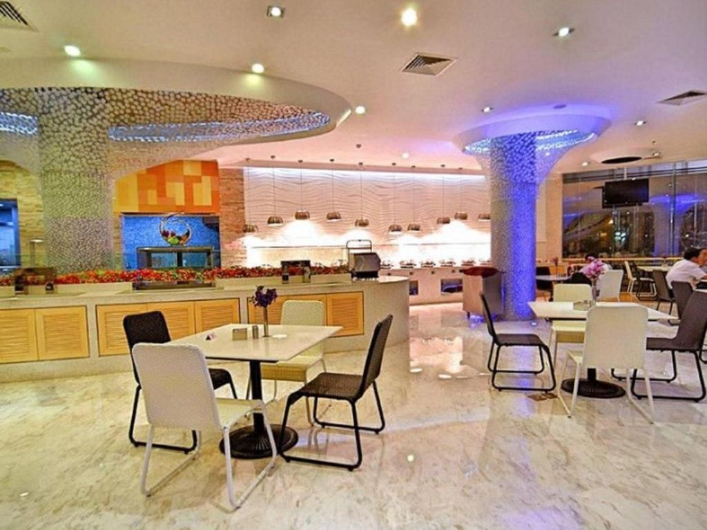 BaoHua Harbour View Hotel фото 48