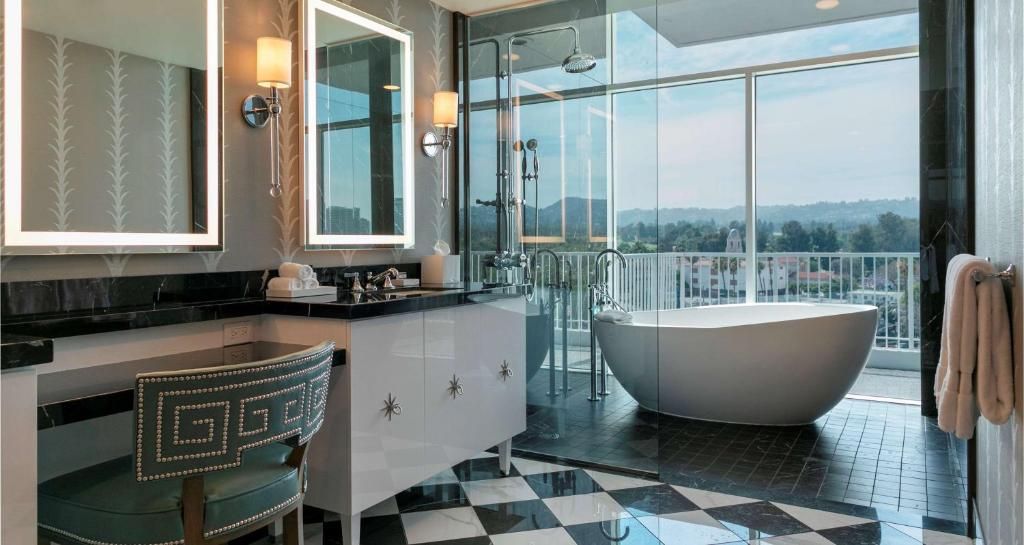 Beverly Hilton фото 40
