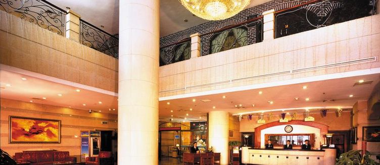 Фото отеля Zhongshan Hotel Dalian