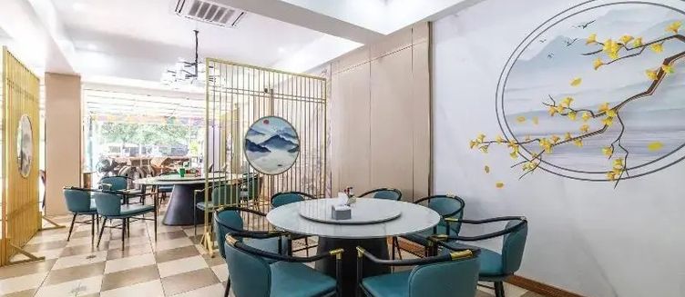 Фото отеля Phuket Meet Holiday Hotel
