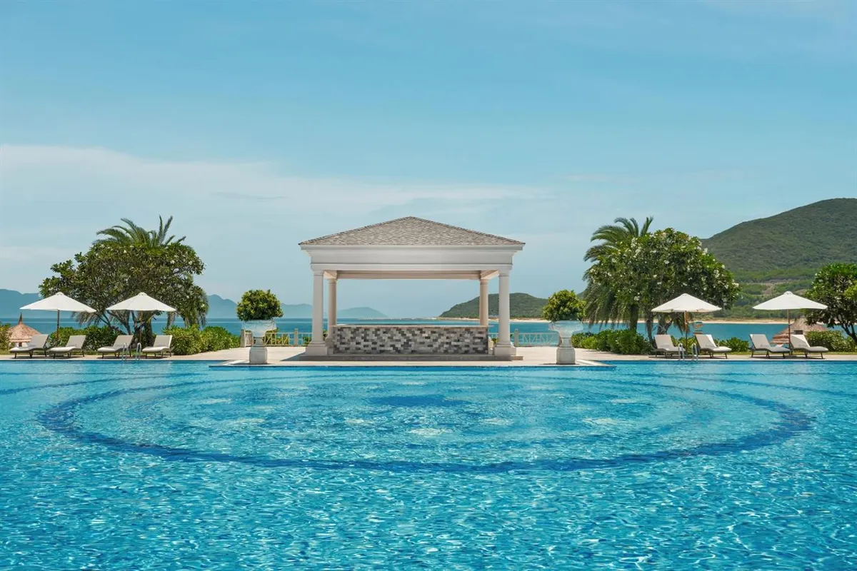 Nha Trang Marriott Resort & Spa, Hon Tre Island фото 6