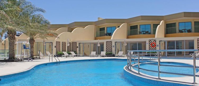Фото отеля Grand Swiss-Belhotel Waterfront Seef